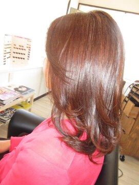 コア フィール ア デイ(COIFFURE A DAY) ミセス定番のワンカールミディアム