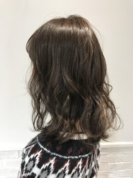 コム(com by neolive) グレージュ＊デザインカラー♪♪