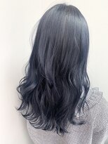 トロニー(TLONY)&nbsp;ブルーブラック　stylist/miaki