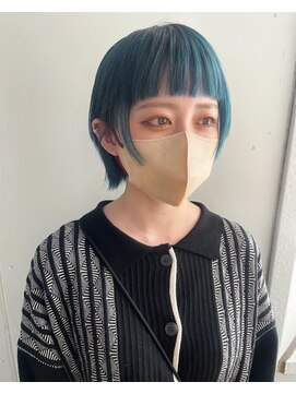 ソーコ 渋谷(SOCO) ダブルカラーミニボブショートカットケアブリーチハイトーン