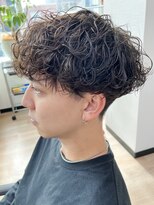 ウェイビーエフティフィフス 横浜西口(WAVEY ft.fifth)&nbsp;波巻きパーマツイストスパイラルパーマ刈り上げメンズマッシュ