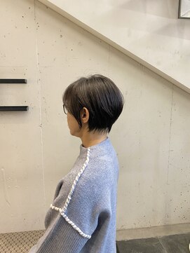 ハルキ ミナト ジャパン オオサカ(HARUKI MINATO japan OSAKA) 40代50代小顔似合わせカットくびレイヤーエモージュ大人可愛い