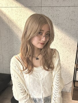 ローレン(Lolen.) ミルクティーベージュ×レイヤーカット【野上翔平】