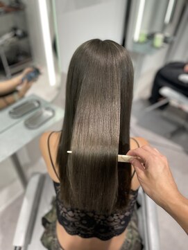 ユニック ウメダ(unique UMEDA) 髪質改善ストレート×ブリーチ毛×トリートメント×20代×美髪