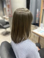 リーオオサカ(Lee Osaka)&nbsp;Wカラー×オリーブカラー×東芽生