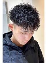 【ツイストパーマ】[大阪/メンズ/メンズパーマ/ツイストスパイラルパーマ/波巻きスパイラルパーマ/眉毛]