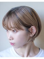 ルプラ ブリリアント(le-pla brilliant)&nbsp;マッシュ/耳掛けショート/ミルクティーベージュ/ブリーチ/豊橋