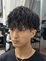 ログ(LOG)&nbsp;メンズミディアム　高松襟足センターパート