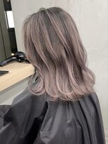 ギークス(GEEKS) 【GEEKS渋谷】冬ヘア/バレイヤージュ/くすみピンクベージュ/小顔