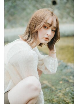 レイ(Ray) 切りっぱなしボブ×透明感カラー