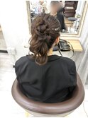 お団子ポニー 結婚式ヘア 参列ヘア