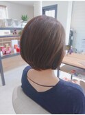 ショートボブ