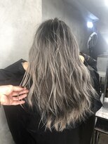 アポロ 横浜駅店(apollo)&nbsp;ホワイトベージュバレイヤージュ☆