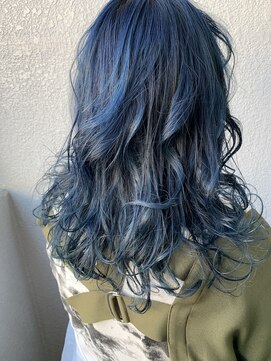 フレイストート(Frais Tout) 大人かっこいいブルーミディアム/ブルーグレージュ◎20代30代