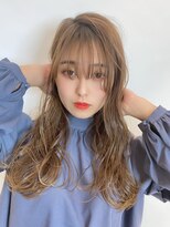 リンドヘアー(Lindo hair)&nbsp;波巻きシルキーミルクグレージュ