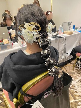 テトラ バイ ネオリーブ 横浜西口店(tetra by neolive) ＊卒業式ヘアアレンジ＊[横浜/横浜駅]