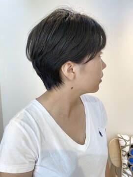 モリオ フロム ロンドン 成増店 【morio成増/一戸】大人かわいい黒髪くびれショート