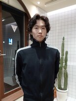 スタニング 渋谷(STUNNING.) センターパート/ニュアンスパーマ/メンズカット/2way前髪