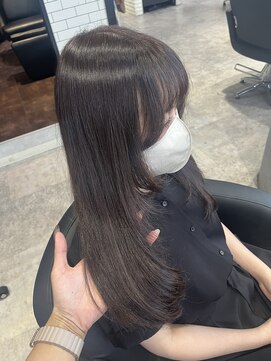 リーオオサカ(Lee Osaka) 韓国×レイヤーカット×東芽生