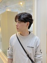 ソイクフ 高田馬場店(SOY-KUFU) 20代30代40代◎スーツ刈り上げ短髪フェザーパーマスタイル