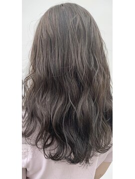 トゥーヘアー(too hair) 無造作ナチュラルロングスタイル【西葛西】