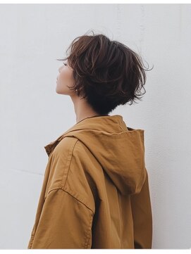 ドアーズ(Door's) 30代40代ショート白髪染めグレイカラーボブ艶栄名駅伏見丸の内