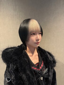 リア(Li'a) デザインカラーxホワイトカラー