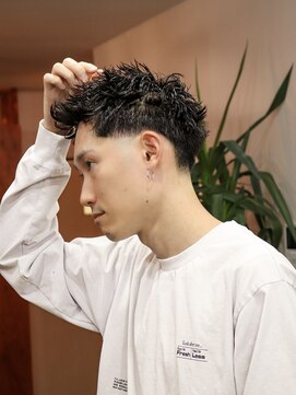 ピンパーマアクティブスパイキーショート