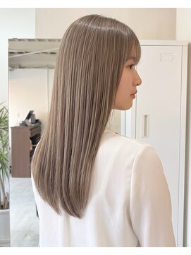 零秒女髪 千里丘店 上品で透明感あふれる美髪ロングストレート髪質改善艶髪艶感