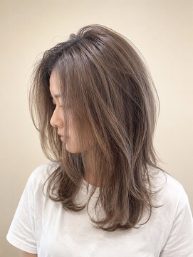 アズールサン 草加西口店(azule-sun) 30代髪型/ひし形鎖骨レングス/ハイライト/グレージュ