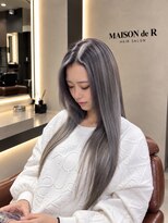 メゾン ド アール(Maison de R)&nbsp;透明感たっぷりのシルバーハイライト