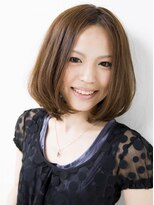 ダアッカ(da acca)&nbsp;大人ボブ☆無造作カール×大人耳掛けひし形フェミニンショート