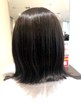 アメイジングヘアー 美沢店(AMAZING HAIR) 【AMAZING HAIR 美沢店/山岸】ツヤ感たっぷり外ハネミディ
