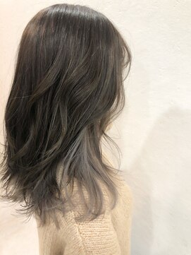 ジュノ(Jeuno) インナーシルバーベージュ