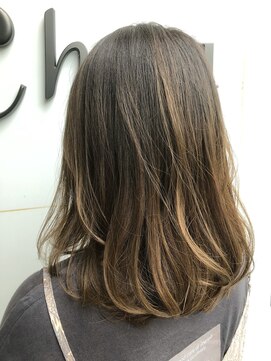 シュシュ 高坂店(Chou Chou) バレイヤージュ×ナチュラルベージュ