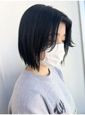 切りっぱなしボブ　ブルーブラック　stylist/miaki