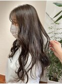 柔らかミントベージュカラー