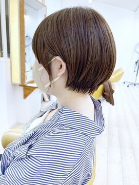 モリオ フロム ロンドン 成増店 【morio成増 芹澤】丸みショートボブ グレージュカラー