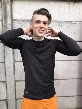 アストロ デザイン オブ ヘアー(ASTRO design of hair) アップバング/ツーブロックマッシュ/コンマヘア/束感/高田馬場