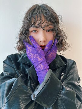 ホロ(hollo) プードルパーマショートウルフパーママッシュパーマ