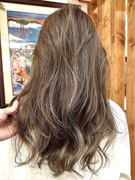 ラック 表参道(LUCK) 海外風ハイライトレイヤー/マロンベージュ/細めハイライト/原宿