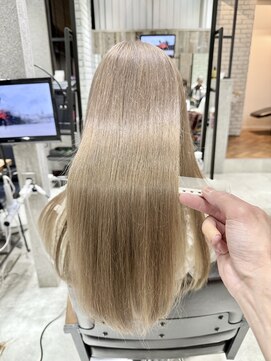 フェリア 渋谷(Feria) 【Feria渋谷】ハイトーンミルクティーベージュ/石田幸輔