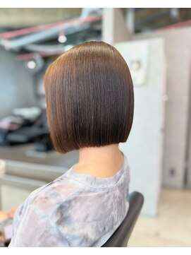 ジュエム(jouerm) ぱつっとボブ