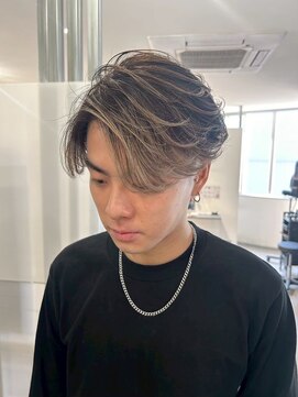 メンズサロン キング 枚方店(Men’s salon K!ng) 波巻きツイストスパイラルパーマ/フェザーパーマ/眉毛/メンズ