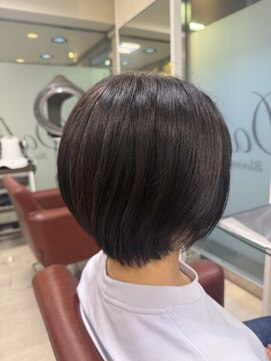 ダリー 円山店(Dali) ふんわりショートボブ