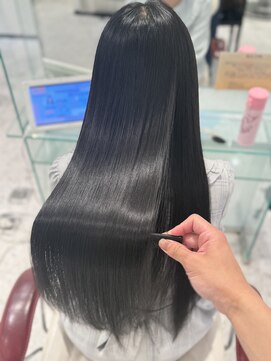 ルイマダーナ 栄店(LOUIMADNA) 後ろ美人ストレート