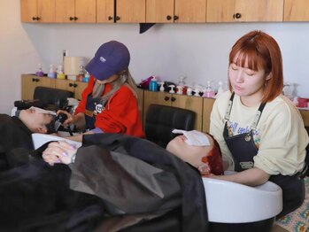 エマエコル(Emma ecole)の写真/【栄/久屋大通2分◆8時‐24時】癒しの空間で頭皮から美しく…。頭皮環境を改善し髪本来の美しさを取り戻す