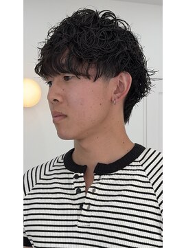 スヴニール(souvenir) メンズパーマ　シャドウパーマ　ニュアンスパーマ　ウルフパーマ