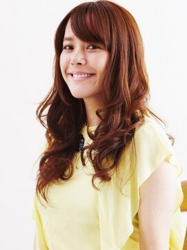 フラミューム(flammeum) ☆☆広がり過ぎない硬い髪も柔らかくパーマで可愛く☆☆【平塚】