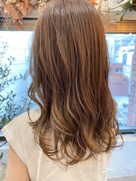 シー バイ ロンド 新宿(Sea by Lond) 【藤原三知代】フォギーベージュウェーブパーマ